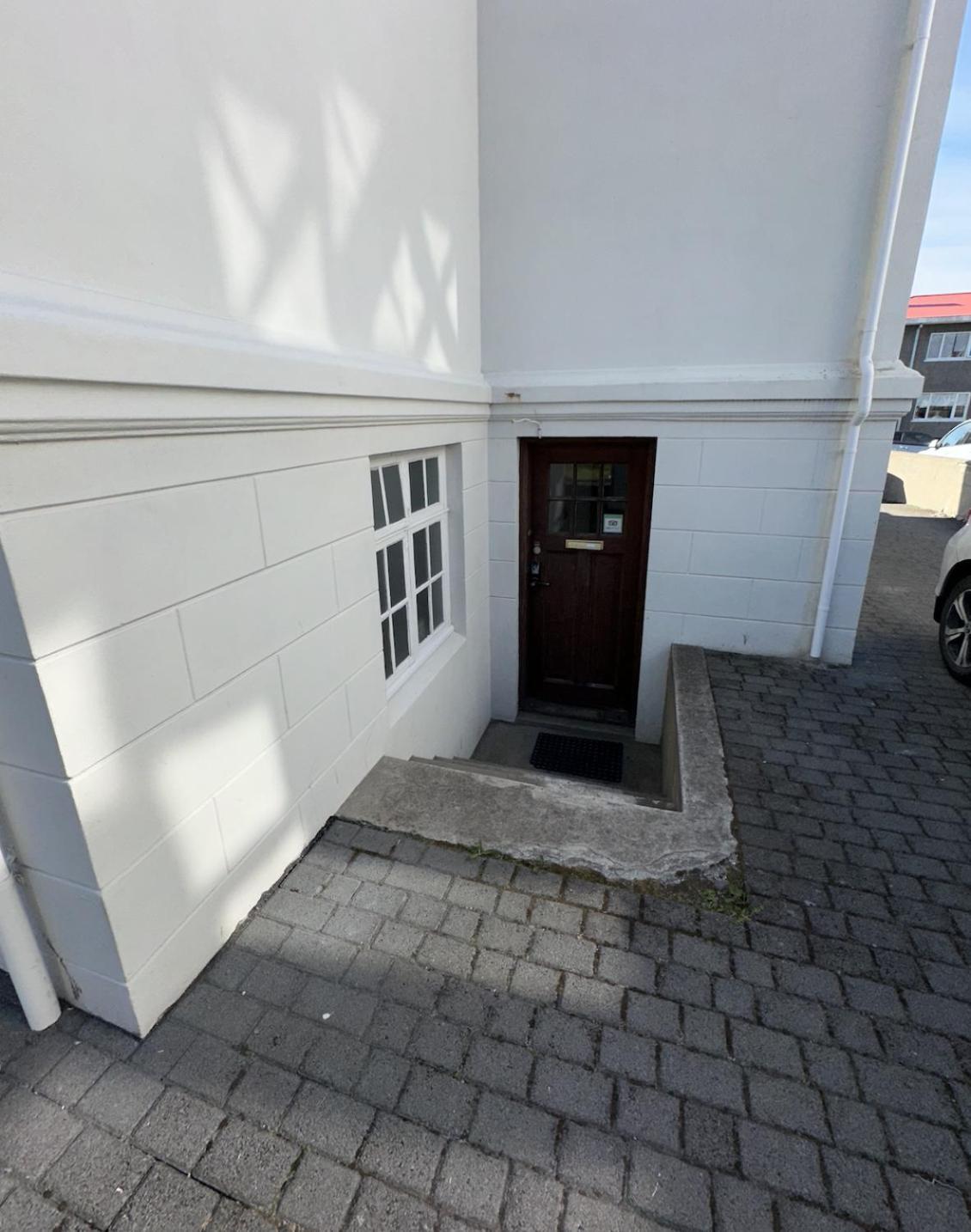 Reykjavik Urban Escape 2-Bedroom Haven With Private Entrance Buitenkant foto